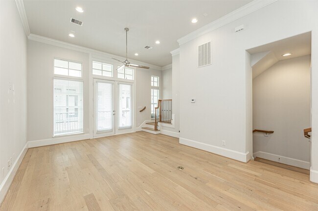 Building Photo - 2028 Waterloo Station Rd