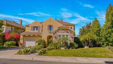 Building Photo - 26155 Lone Rock Ct