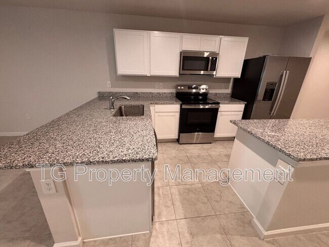 Building Photo - 2512 Sadler Trce Wy