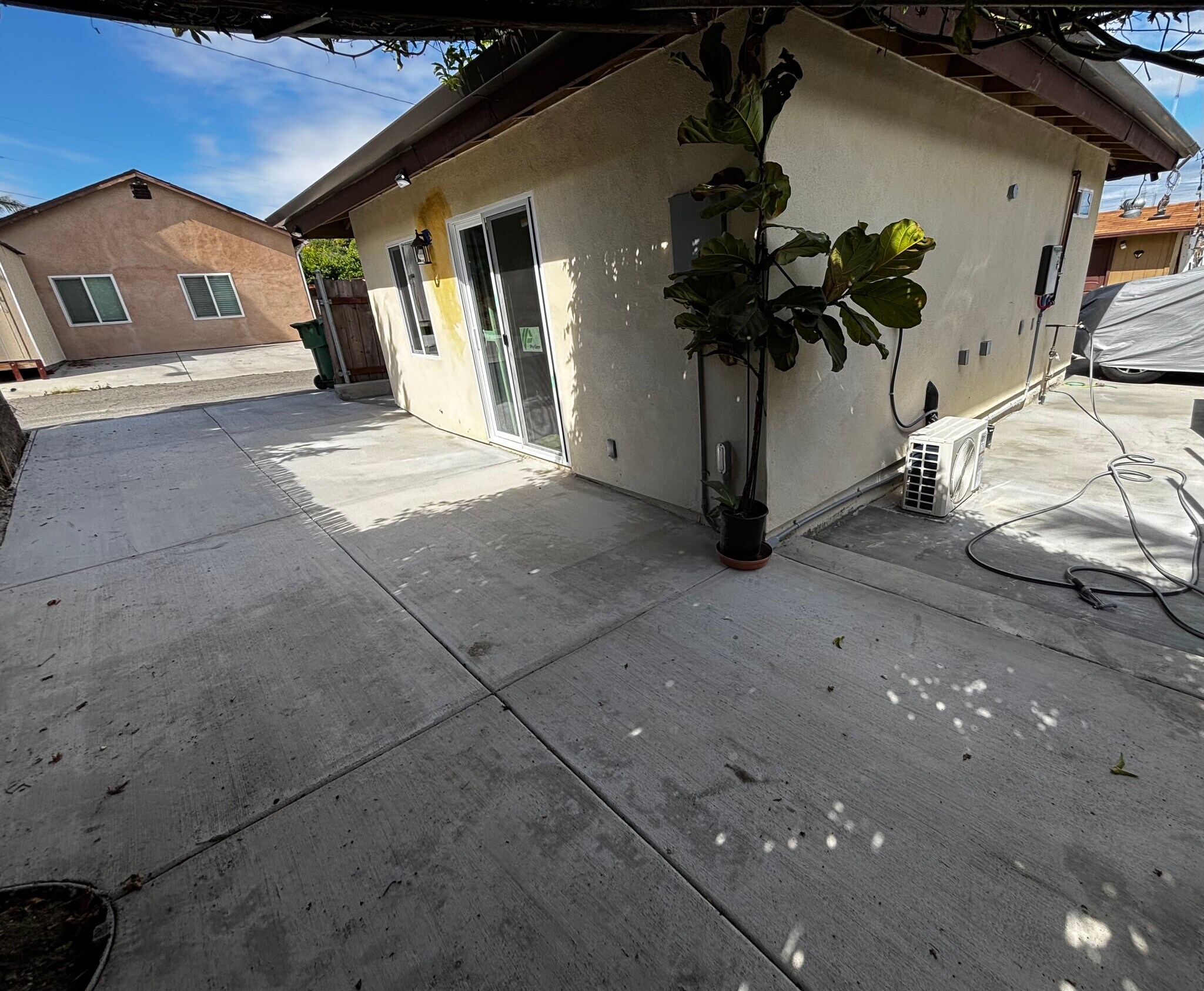 Building Photo - 2732 Oceanside Blvd