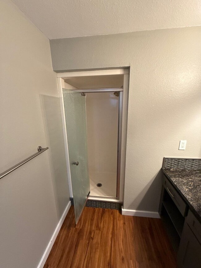 Building Photo - 3677 Carmelle Ct NE