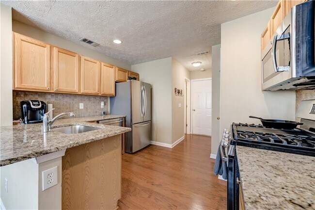 Building Photo - 13226 Aventide Ln