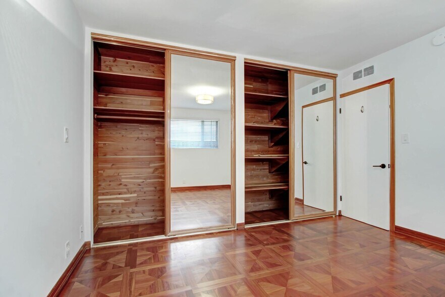 Building Photo - 807 5th St