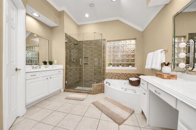 Building Photo - 1542 Orchard Park Dr