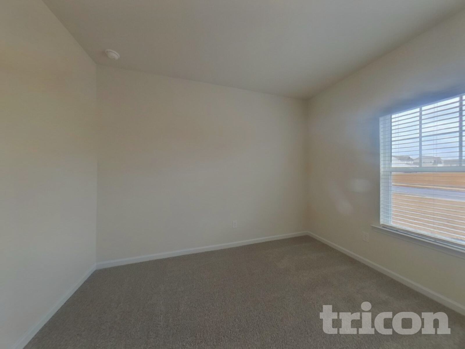 Building Photo - 292 Oliver Dr