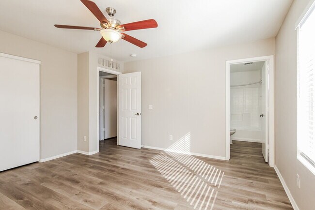 Building Photo - 16015 W Sierra St