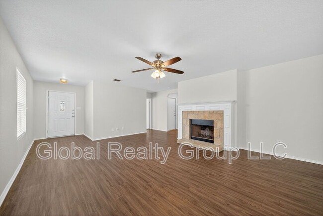 Building Photo - 16610 Retama Crown