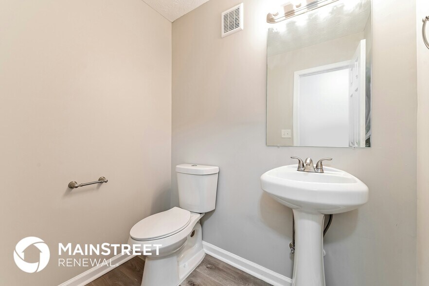 Building Photo - 3080 Tussahaw Crossing