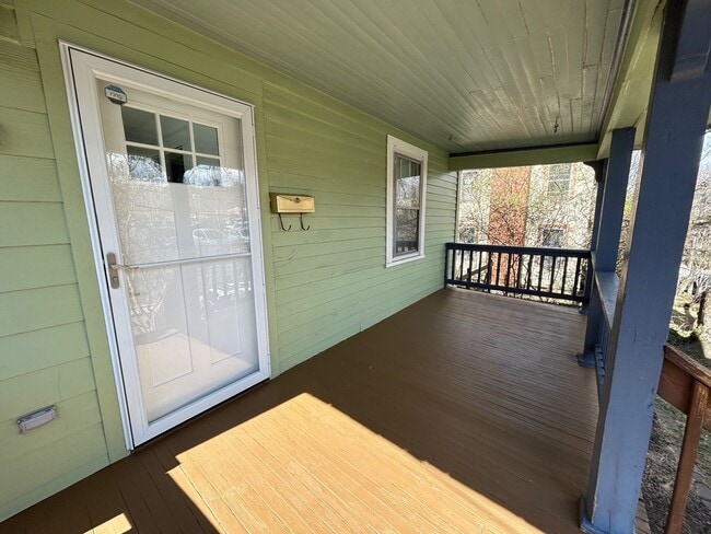Primary Photo - Central - Beautiful 1920's Two Story Home!