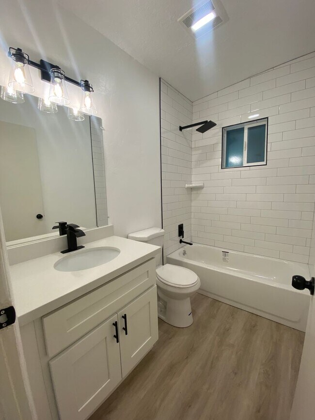 Building Photo - 4975 South 3535 West