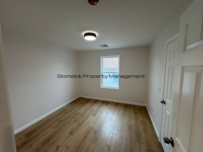 Building Photo - *1014 Douglas Avenue