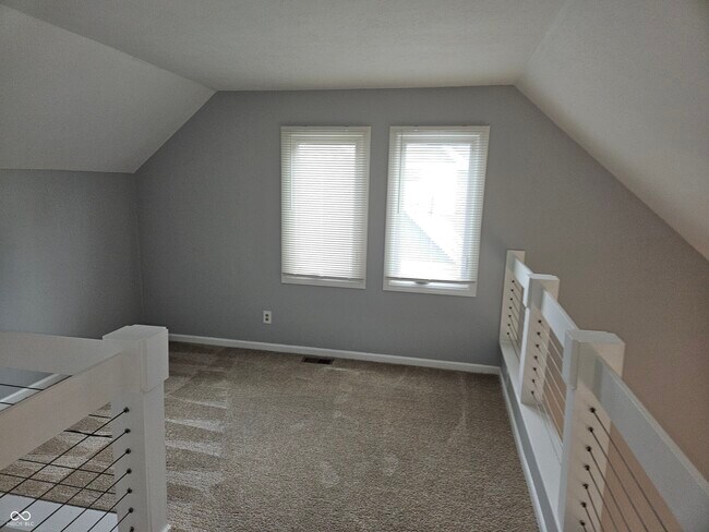 Building Photo - 6536 Apollo Way