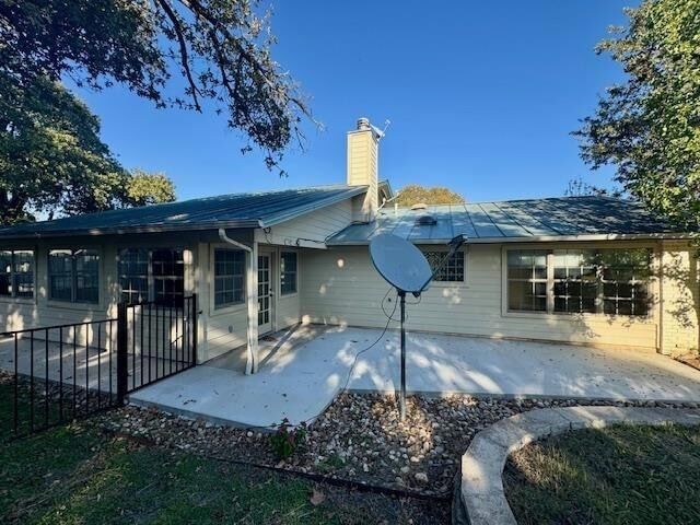 Building Photo - 101 Southern Spur