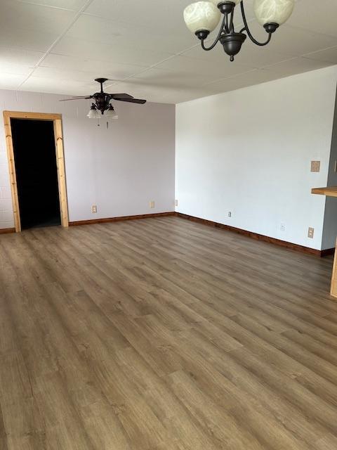 Building Photo - 633 N Commercial St