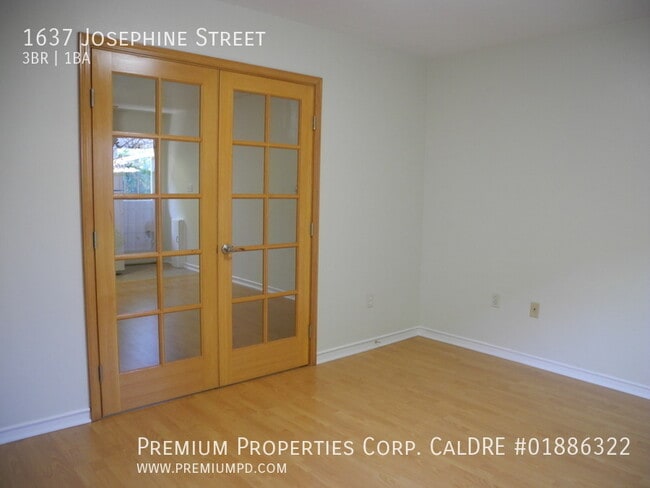 Building Photo - 1637 Josephine St