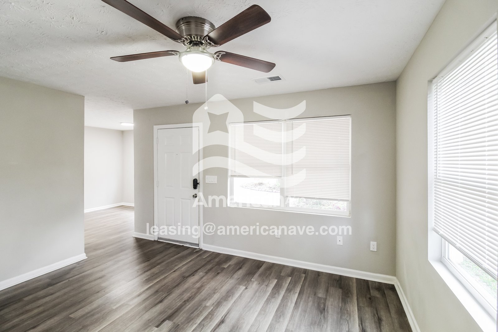 Building Photo - 611 Brown Ave