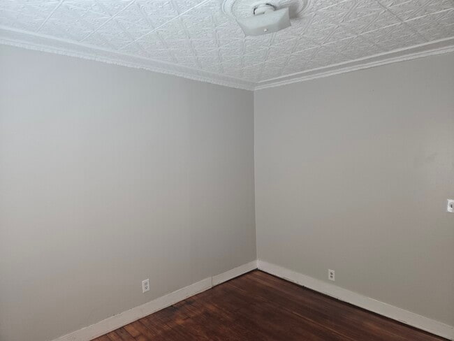 Building Photo - Cleveland