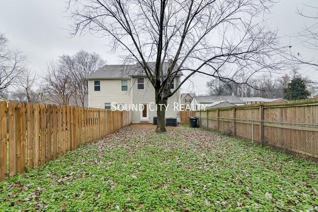 Building Photo - 1408-B Straightway Ave-