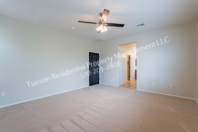 Building Photo - 505 East Calle Amura