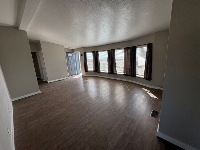 Building Photo - 13477 Rd 13 NW