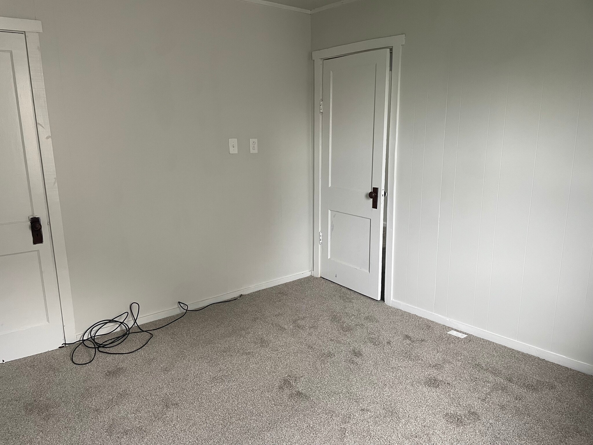 Building Photo - 36 Lincoln Ave