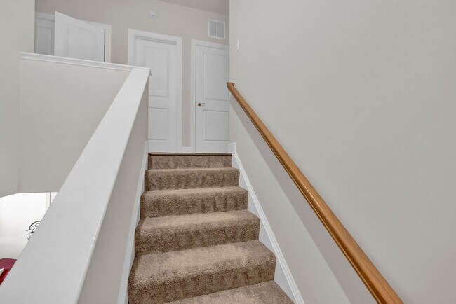 Building Photo - 6923 Gladebrook Rd