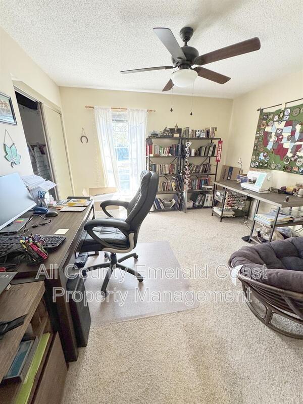 Building Photo - 1126 Bay Ct