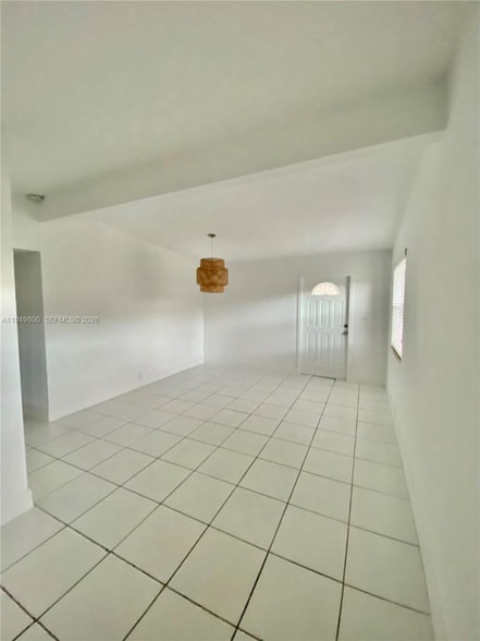 Building Photo - 3360 Frow Ave