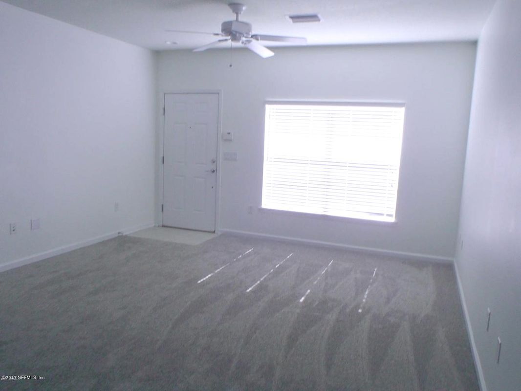 Building Photo - 8125 Summergate Court