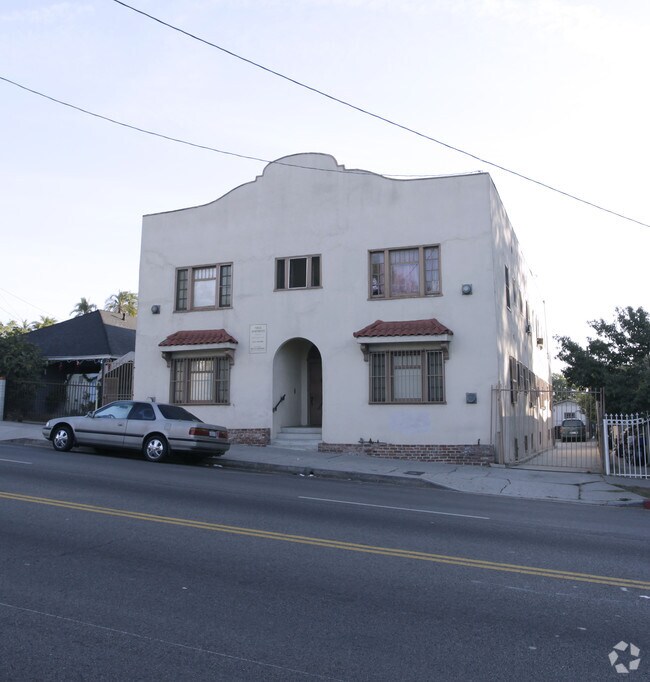 Building Photo - Virgil Apartments