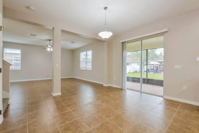 Building Photo - 3941 Heathcote Dr