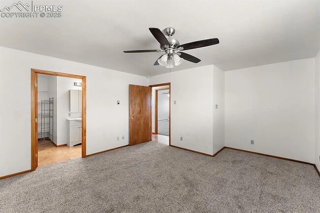 Building Photo - 497 South Avenida Del Oro E