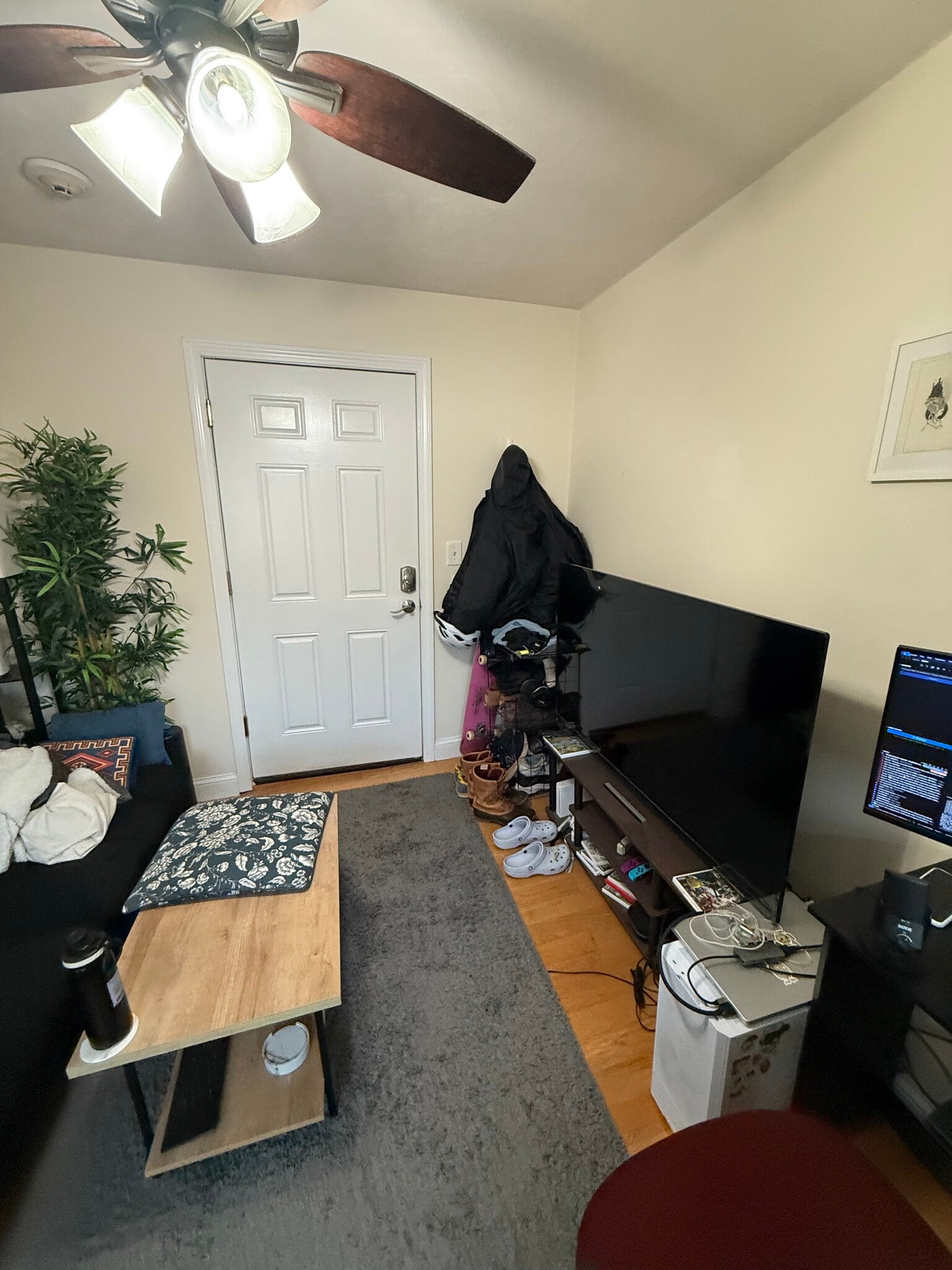 Building Photo - 1060 Cambridge St