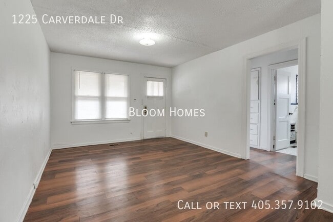 Building Photo - 1225 Carverdale Dr