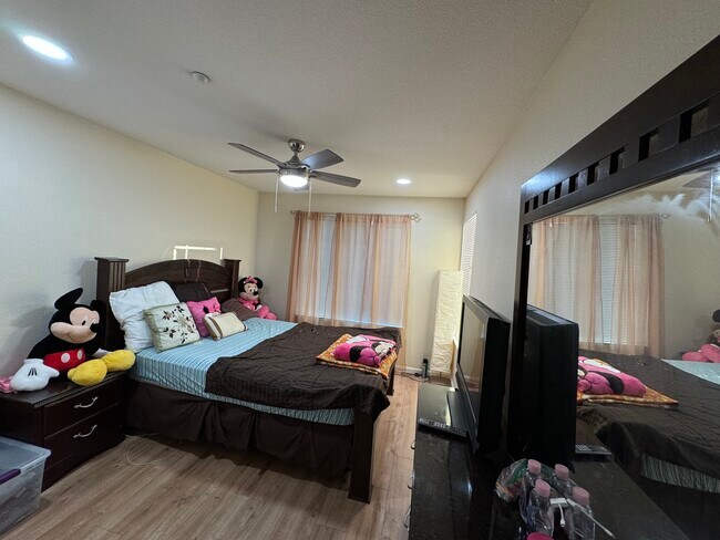 Building Photo - 6156 Forget Me Not