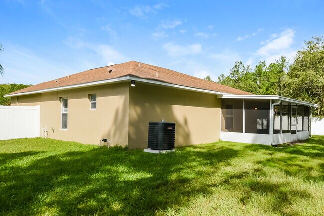 Building Photo - 16945 Corner Bay Ct