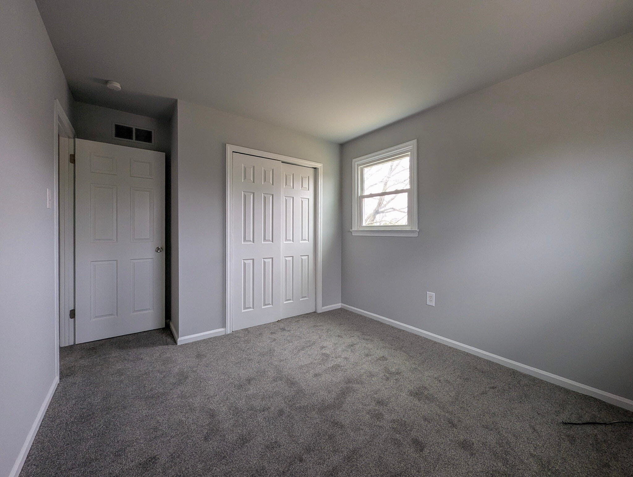 Building Photo - 1583 Yeakel Way