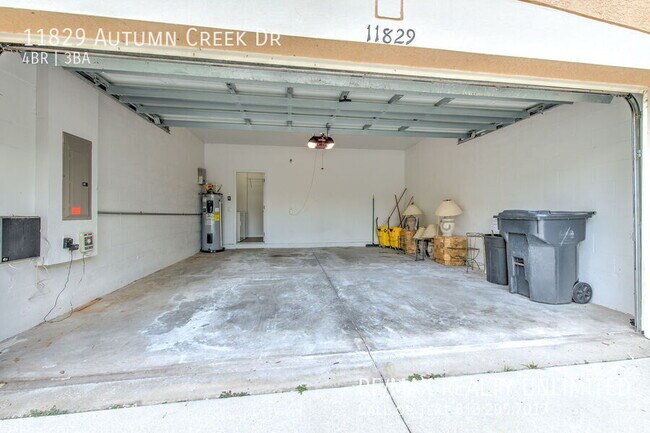 Building Photo - 11829 Autumn Creek Dr