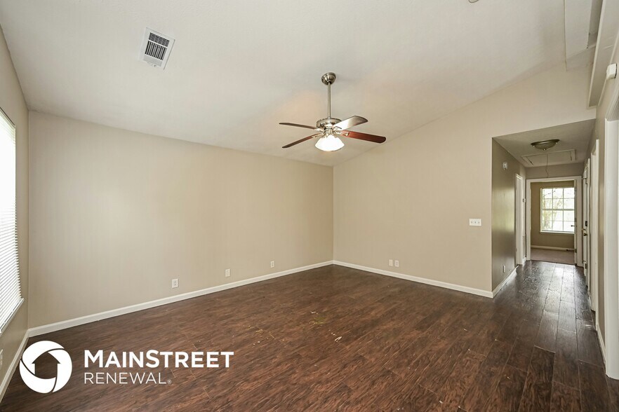 Building Photo - 4205 Laurenwood Dr