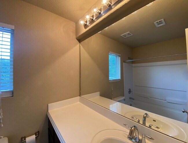 Building Photo - 7223 Summer Way