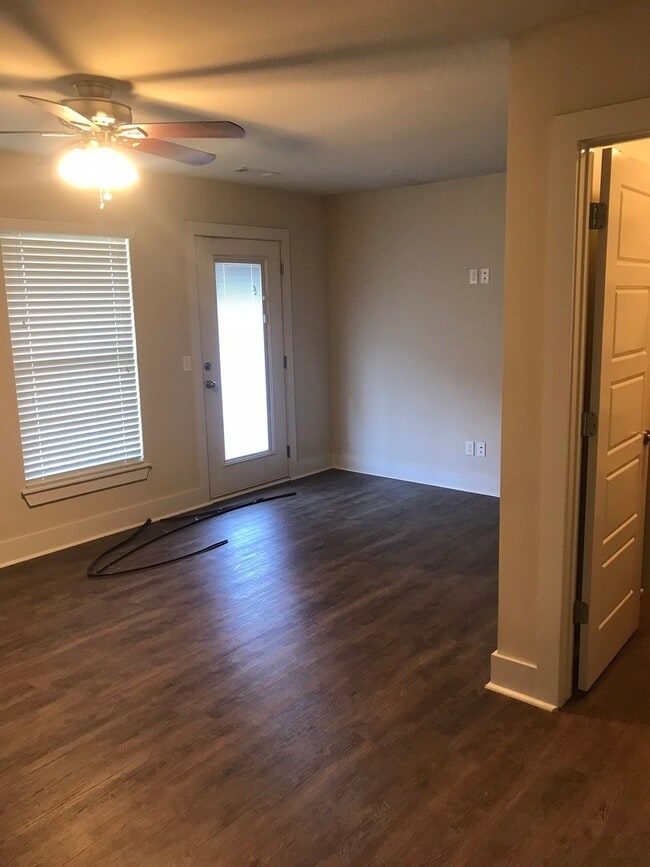 Building Photo - Stunning South Fayetteville Dwelling