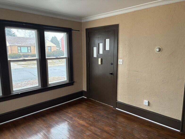 Front door to living room - 1711 N 19th St