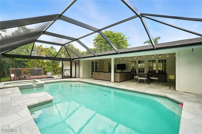 Building Photo - 1250 Kasamada Dr