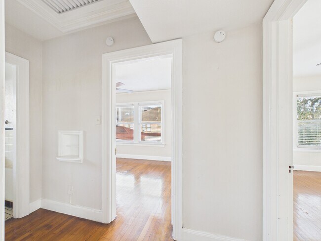 Building Photo - 1920 Richmond Ave.