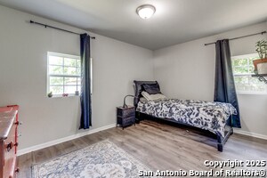 Building Photo - 5027 Blue Bonnet St