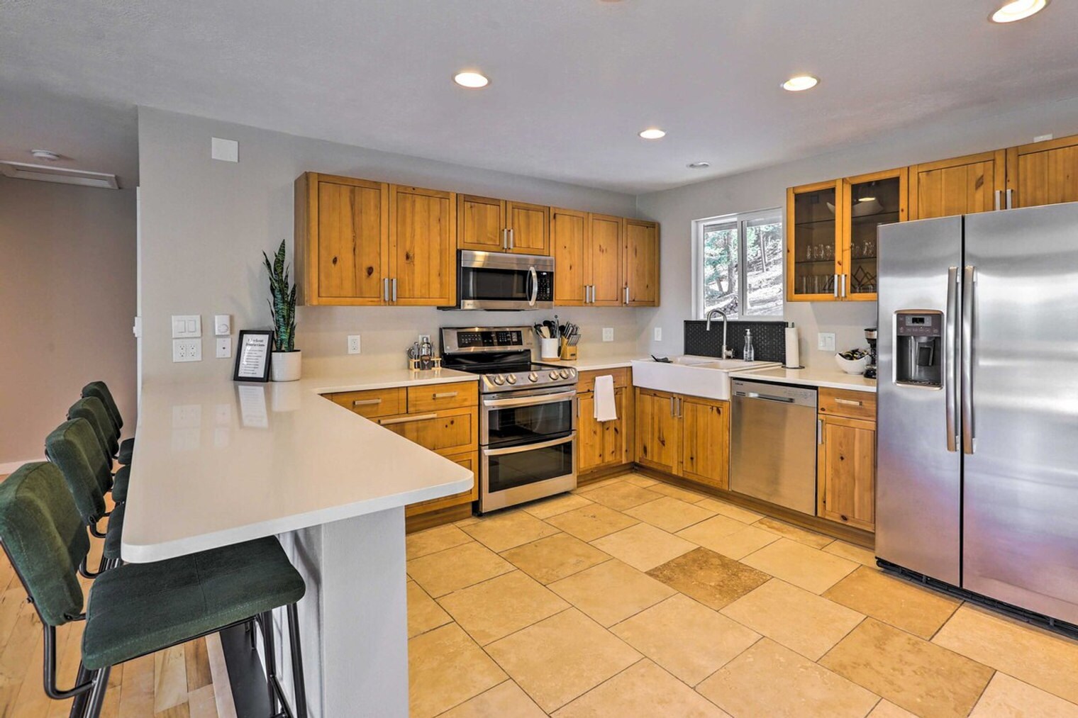 Building Photo - 9538 Fallen Rock Rd