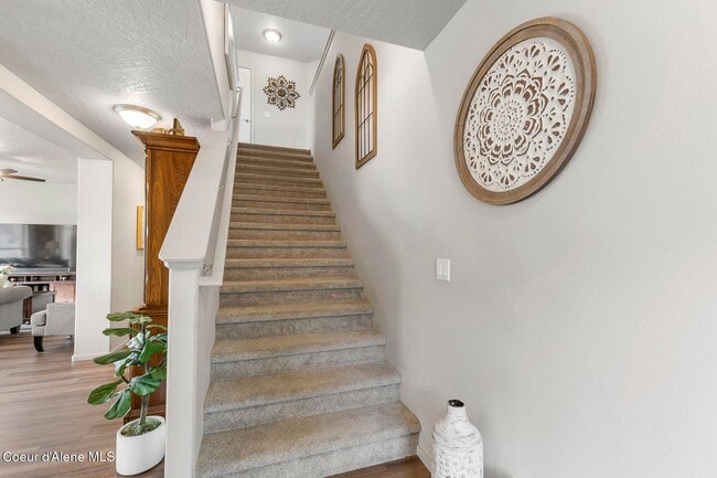 Building Photo - Spacious 4BR + Loft Home in Desirable North Place Community — Post Falls