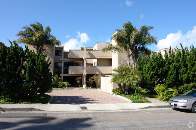Primary Photo - Sea Bluffs Condominums
