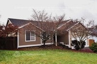 Building Photo - 6812 76th Dr NE