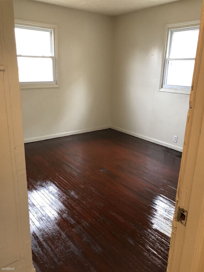 Building Photo - 2 br, 1 bath House - 734 Cleverly Road